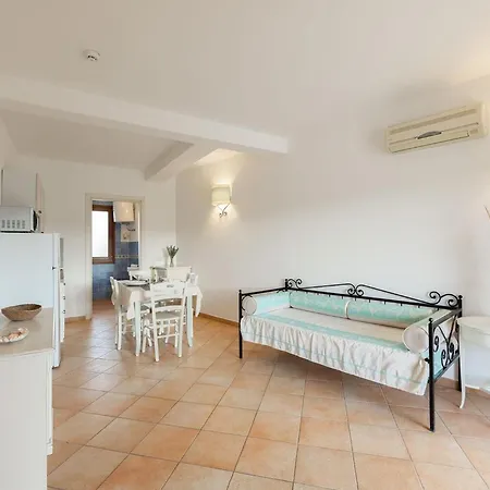 Cozy Flat In A With Pool *