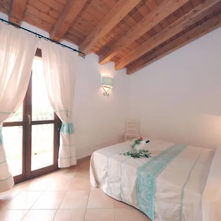Apartamento Cozy Flat In A With Pool