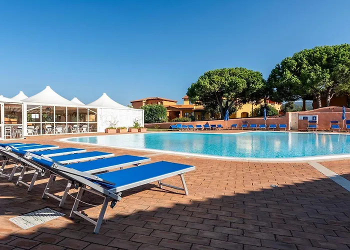 Appartamento Cozy Flat In A With Pool Aglientu