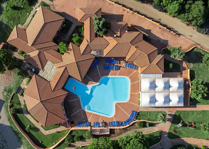 Cozy Flat In A With Pool