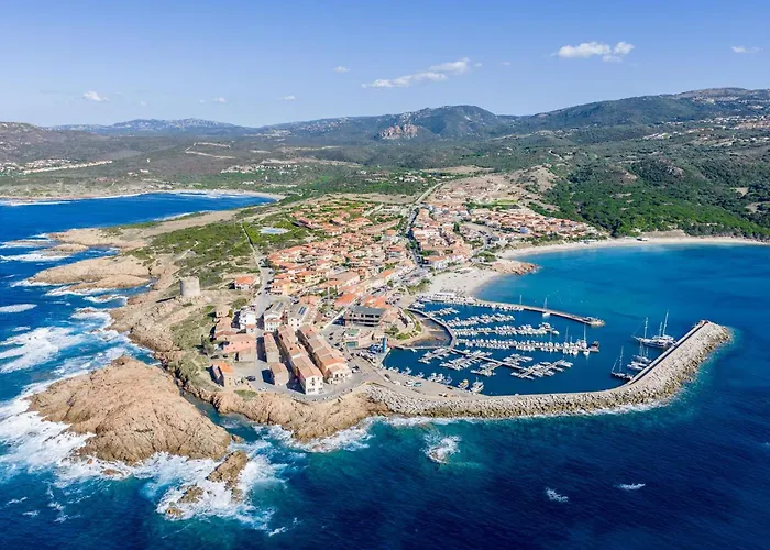 Cozy Flat In A With Pool Appartamento Aglientu