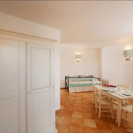 Cozy Flat In A With Pool *