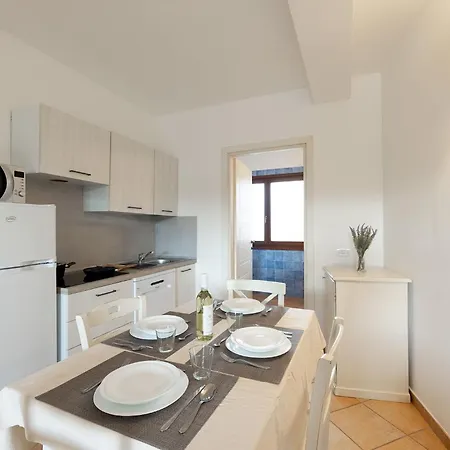 Daire Cozy Flat In A With Pool