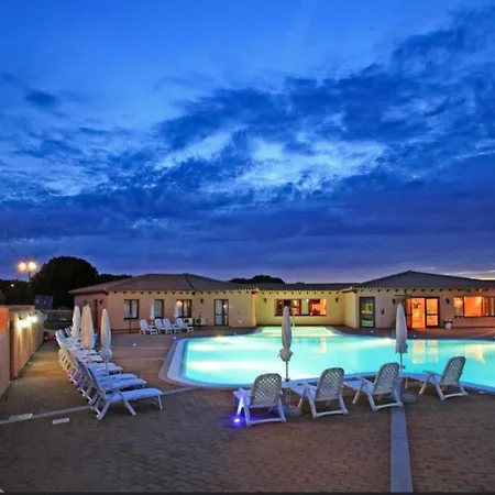 Cozy Flat In A With Pool Apartment Aglientu